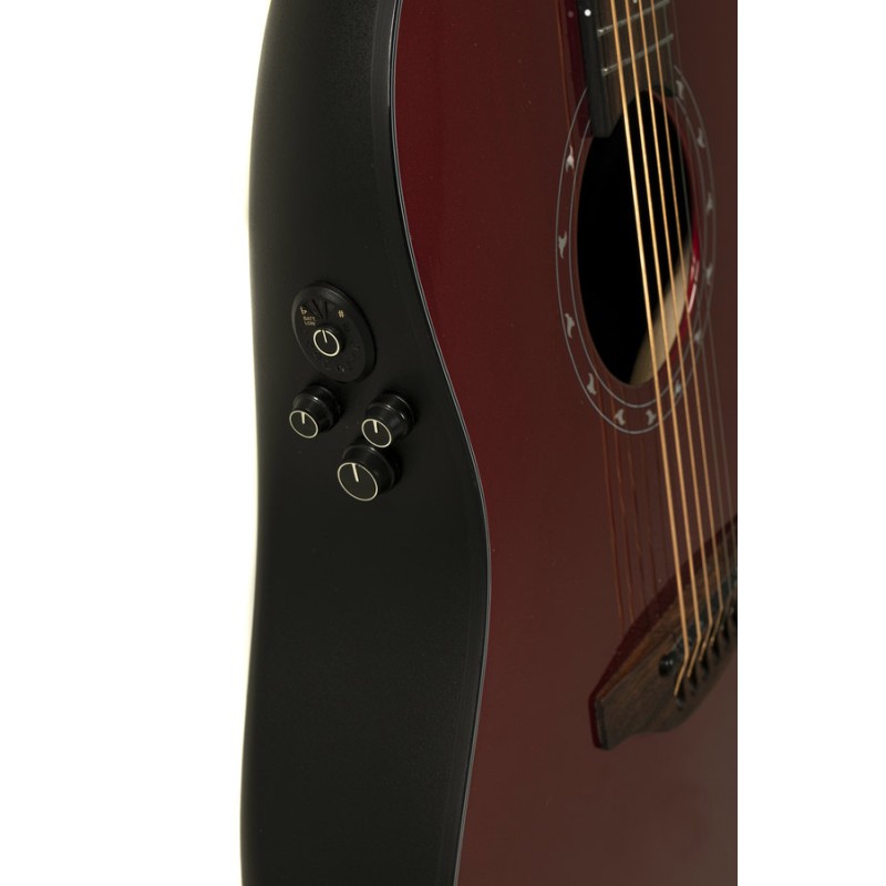 Ovation Pro Ultra série Mid-Depth préampli